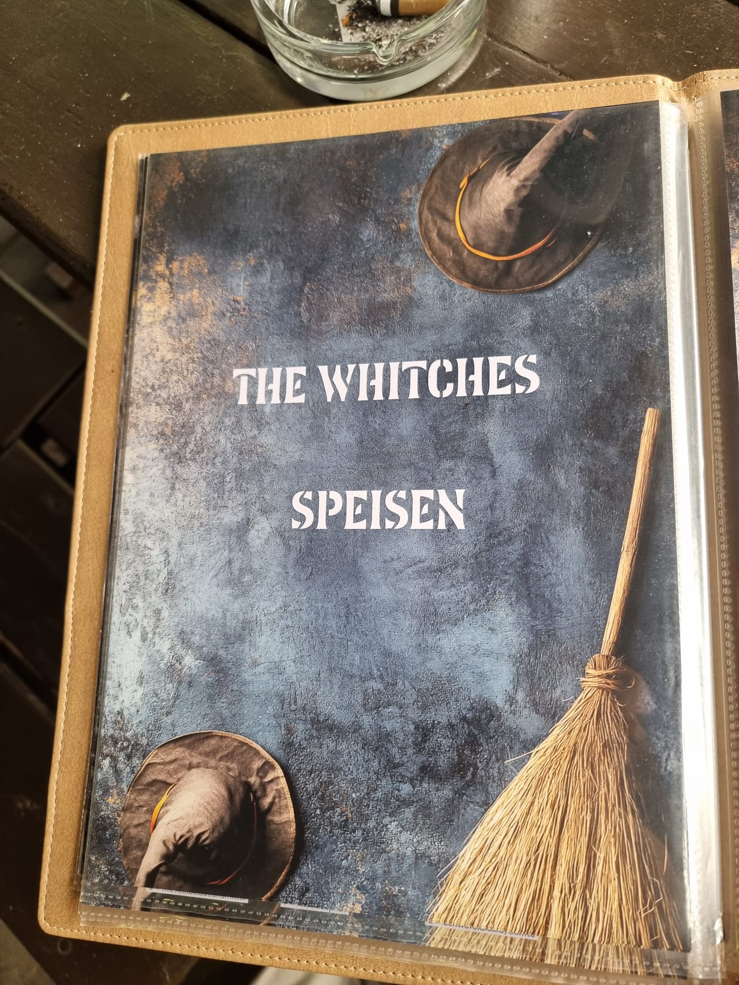 Speisekarte von The Witches